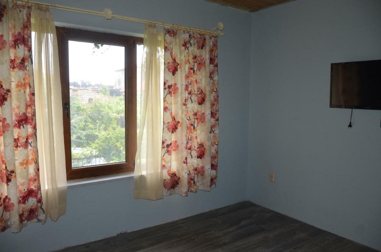 Guest House Amazonia Varna Exterior foto